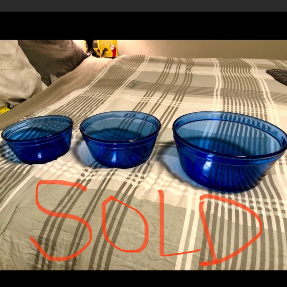 VTG Anchor Hocking Cobalt blue nesting bowls